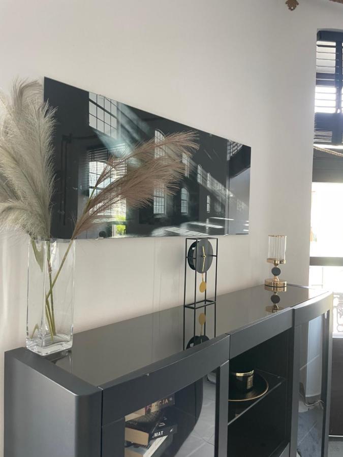 Apartament W Centrum Przy Studni 102M2 Daire Chełm Dış mekan fotoğraf